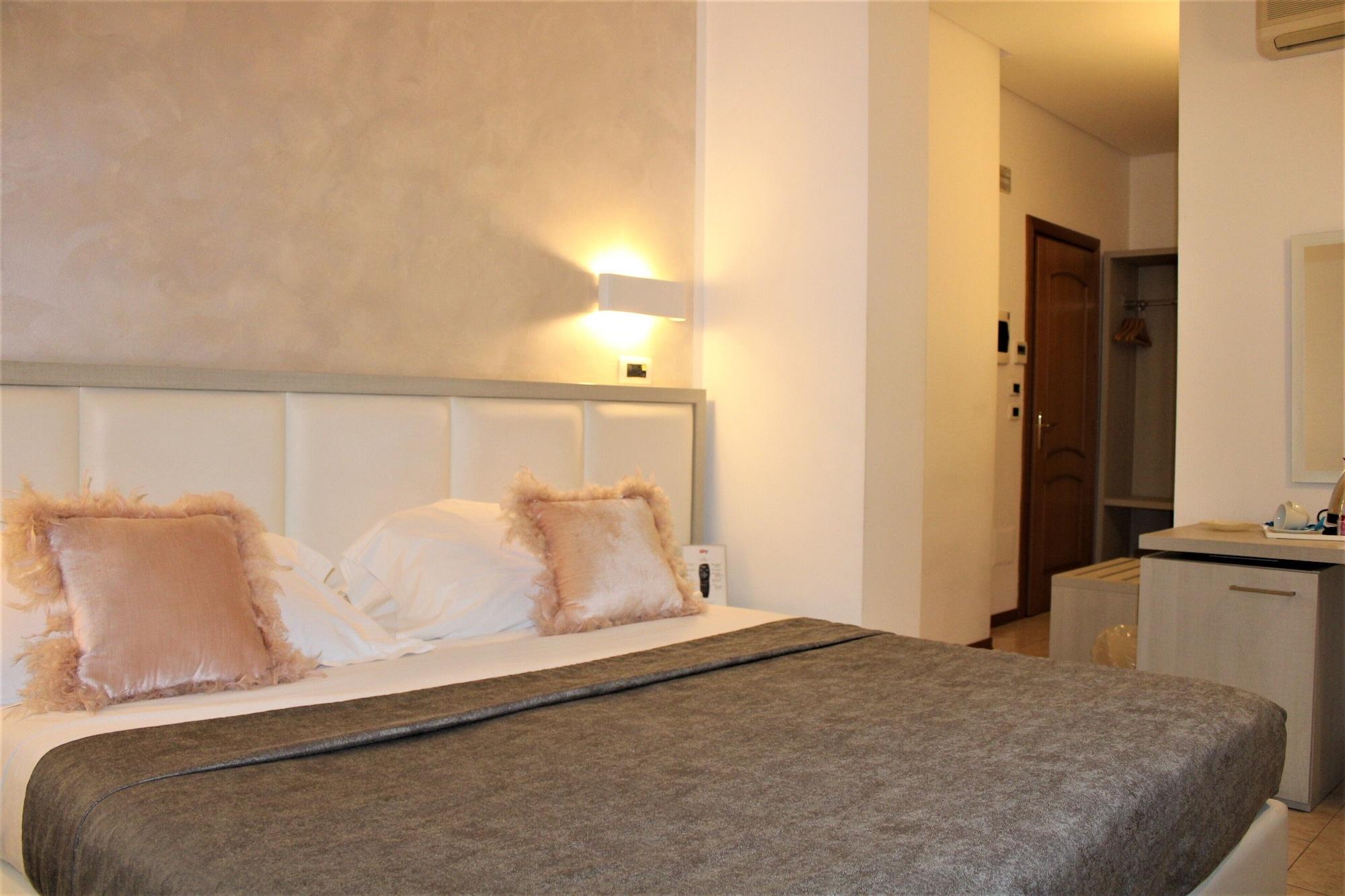 Artemisia Palace Hotel Palermo Esterno foto